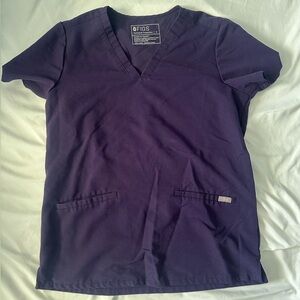 Figs Casma scrub top size S in purple jam